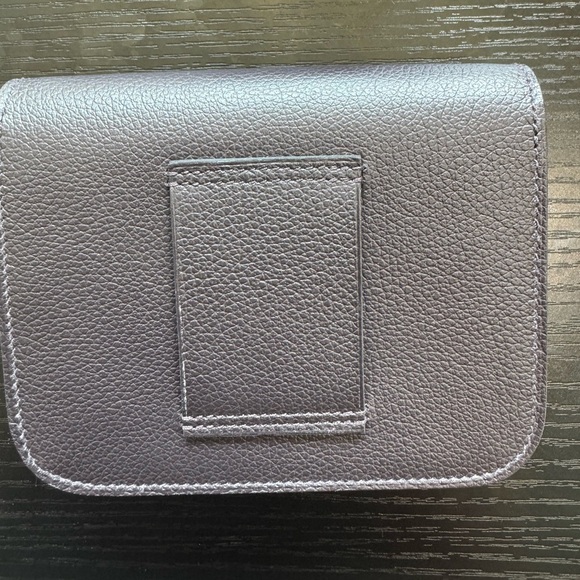 Constance Slim bicolor wallet
NEW HERMES color prunoir/rose azalée
NWT’s/box - Picture 8 of 10